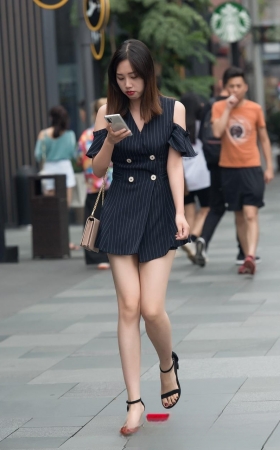 逛街黑裙气质美女3A2985[480M]