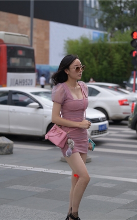 连体裙妹子(36P)