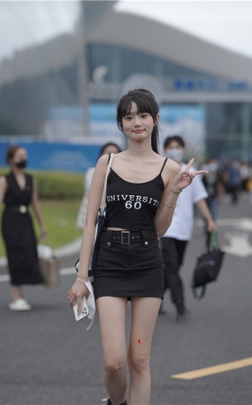 短裙美腿小姐姐(113P)