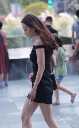 你在拍我吗？ [14P]
