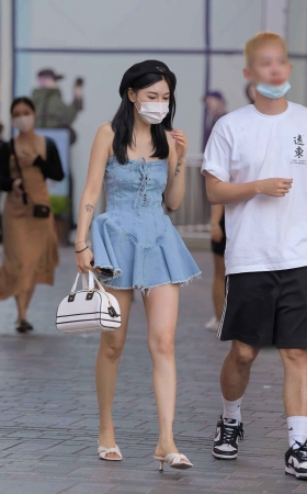 两只蝴蝶结 [12P]