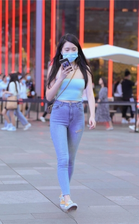 超紧牛仔裤小姐姐3A8255[862M]