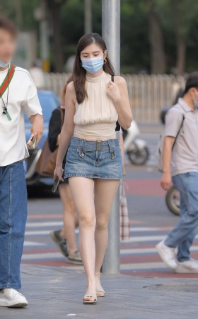 牛仔短裙美女 [16P]