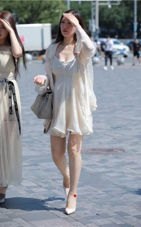 白皙美女(132P)