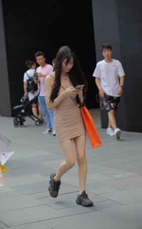 短裙小妹3A1837[142M]