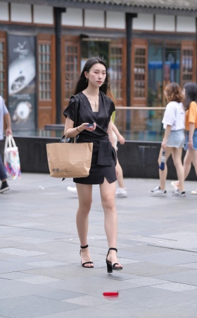 清秀的小姐姐3A3915[233M]