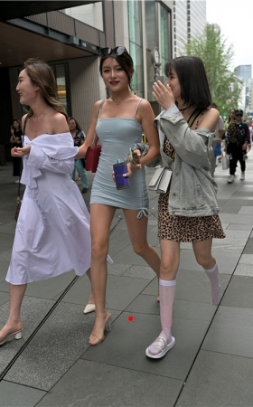 蓝色连体紧身包臀裙美女(77P)