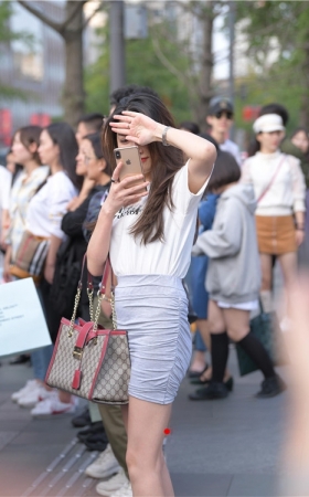 高跟包臀美女(91P)