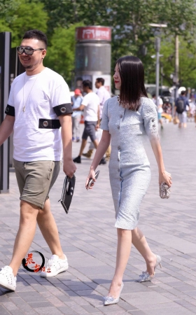 5-13紧身裙美女（12p） [12P]