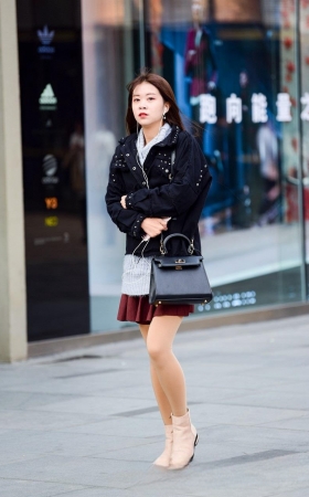 长腿厚肉袜裤妹子3A2589[123M]