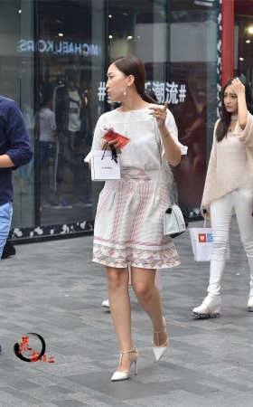 11-13 细高跟少妇 [11P]