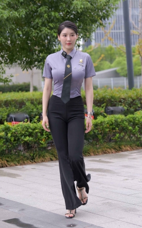 美丽的女裁判-2 [19P]