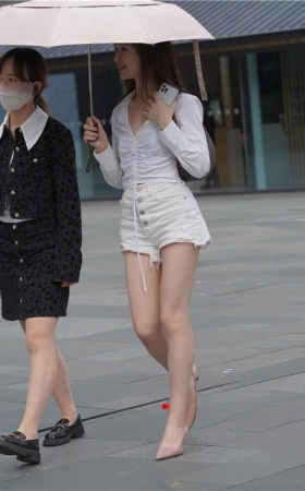 白色热裤小姐姐(221P)