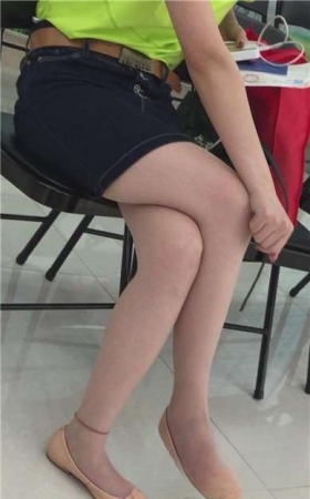 黑丝包臀裙小姐姐 [151P3V-4.62GB]
