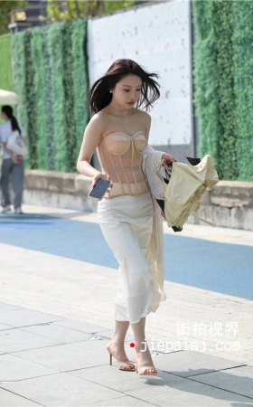 白裙高跟美女(69P)