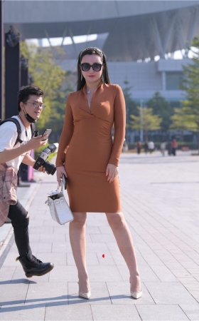 紧身连体包臀裙美女(113P)