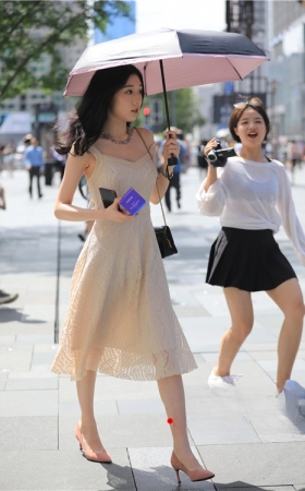 连衣裙美女(44P)