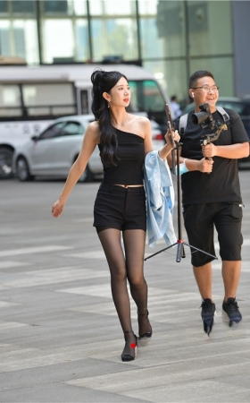 黑丝小姐姐(117P)