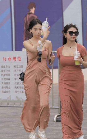 吊带长裙 [22P]