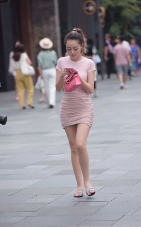 美艳的** [14P]