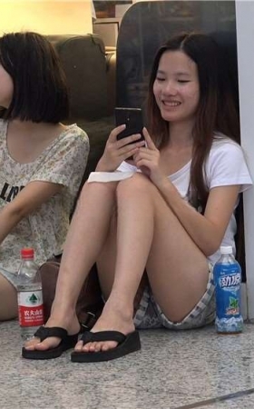 白色紧身瑜伽裤美女MJ420