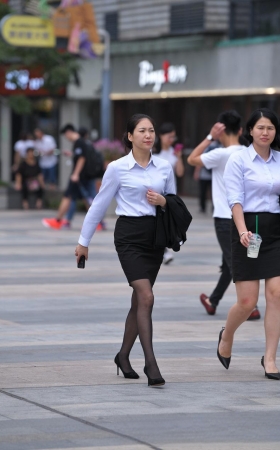 高跟黑丝职业制服OL御姐3A3991[523M]