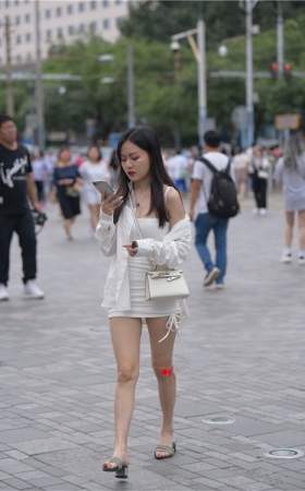 发语音的漂亮小姐姐(31P)