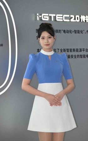 蓝白气质搭配 [70P-1.26GB]