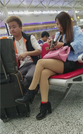 肉色丝袜小妹