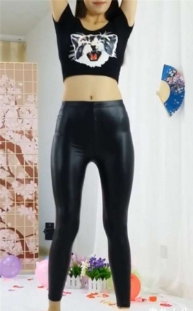 短裙丝腿美女璇子3A379[433M]