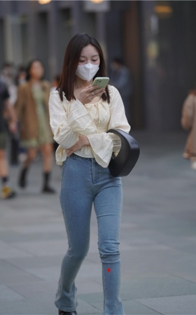 牛仔美女(27P)