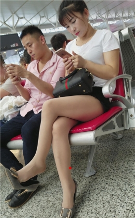 肉丝妹子