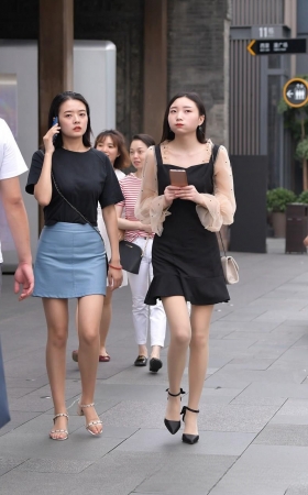 纤细美腿肉丝高跟小姐姐3A1480[464M]