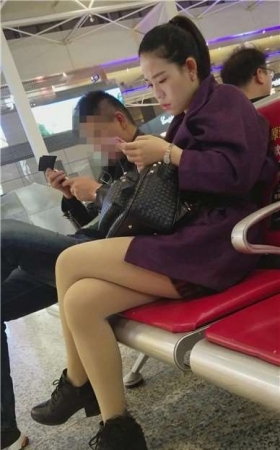 勾魂一颦一笑 [120P-886MB]