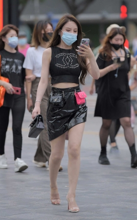 包臀半身黑皮裙气质美女 [18P]