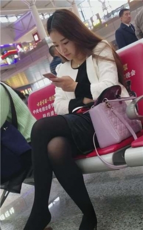 牛仔裤小吊带 [49P-1.13GB]