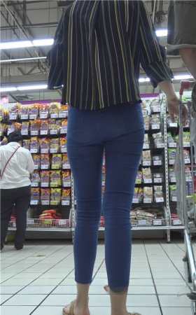 紧身蓝牛