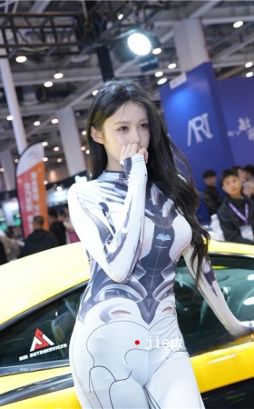 连体车模美女【套图+视频】