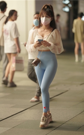 漂亮的高腰瑜伽裤美女(94P)