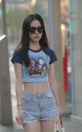 青春活力小蛮腰 [138P1V-1.55GB]