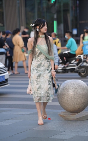 大眼睛美女(121P)