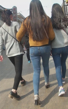 蓝牛紧身小妹