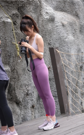 红色包臀美女(122P)