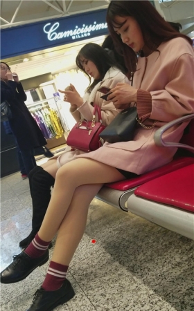 漂亮的肉丝女孩