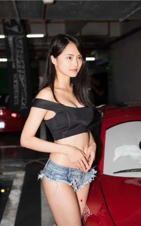 性感的车模美女(96P)