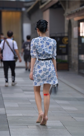 （套图）花裙美女(207P)