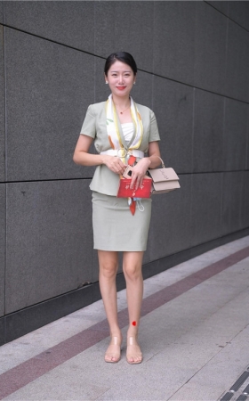 漂亮的OL包臀裙美女(62P)