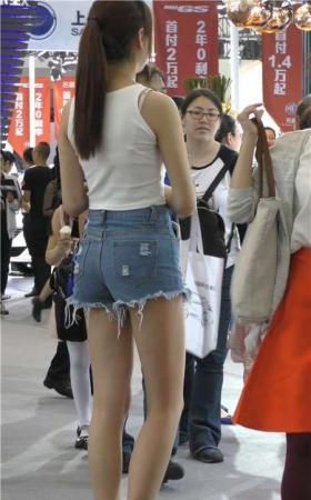 靓丽的红色 [86P-1.65GB]