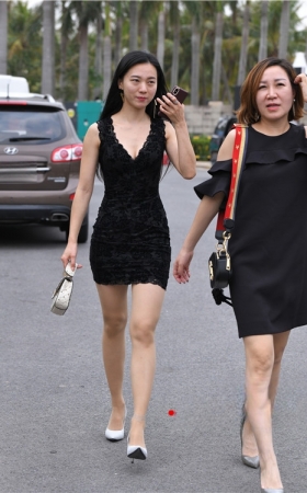 黑丝小姐姐
