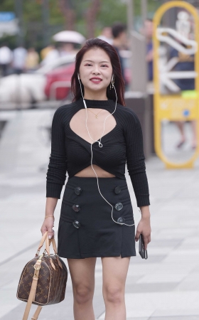 高跟美女 [17P]
